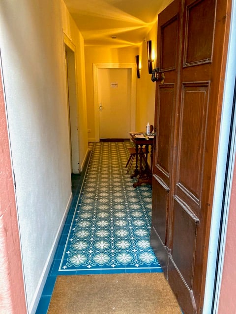 Azule 16 Corner