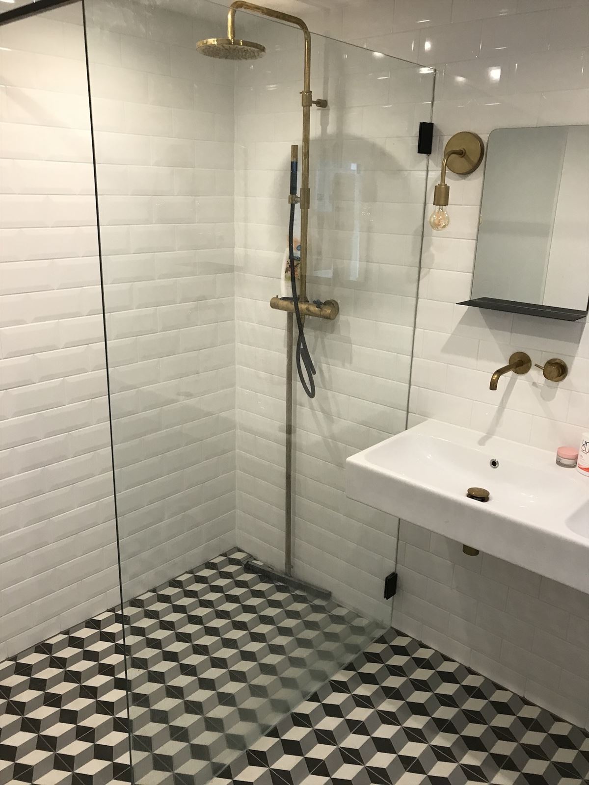 Escher Quarto S800