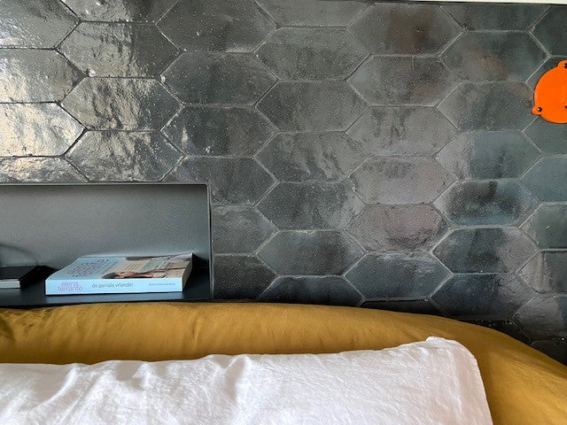 Platta Charcoal Art Deco