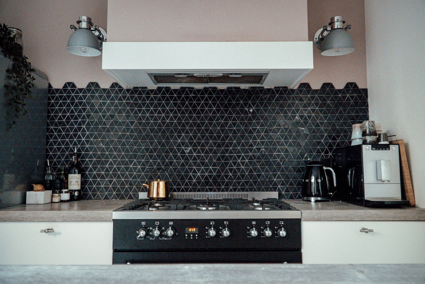 Mosaic Triangle Toros Black