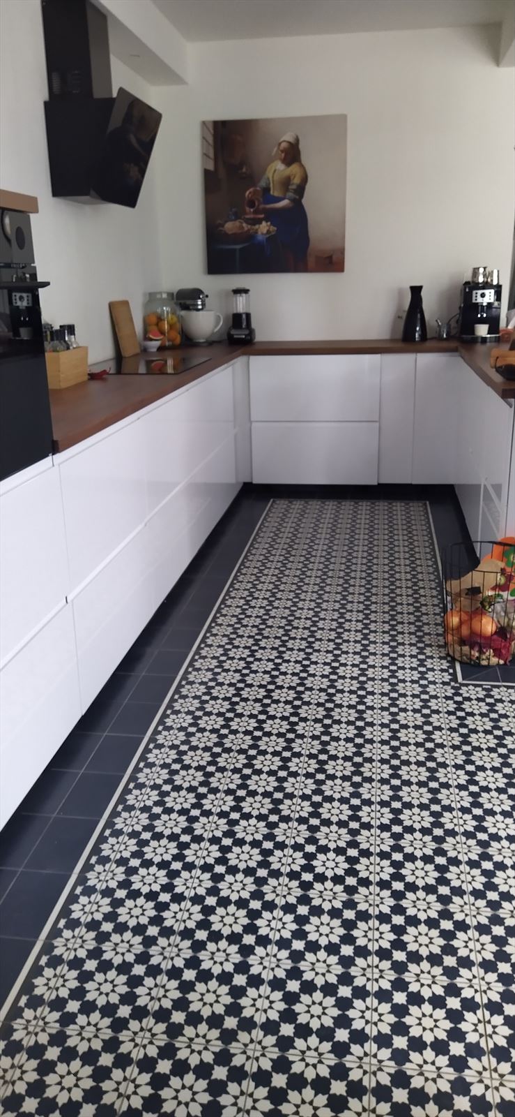 Azule 11 Corner Egal