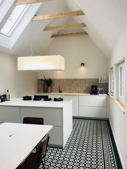 Azule 11 Corner Egal