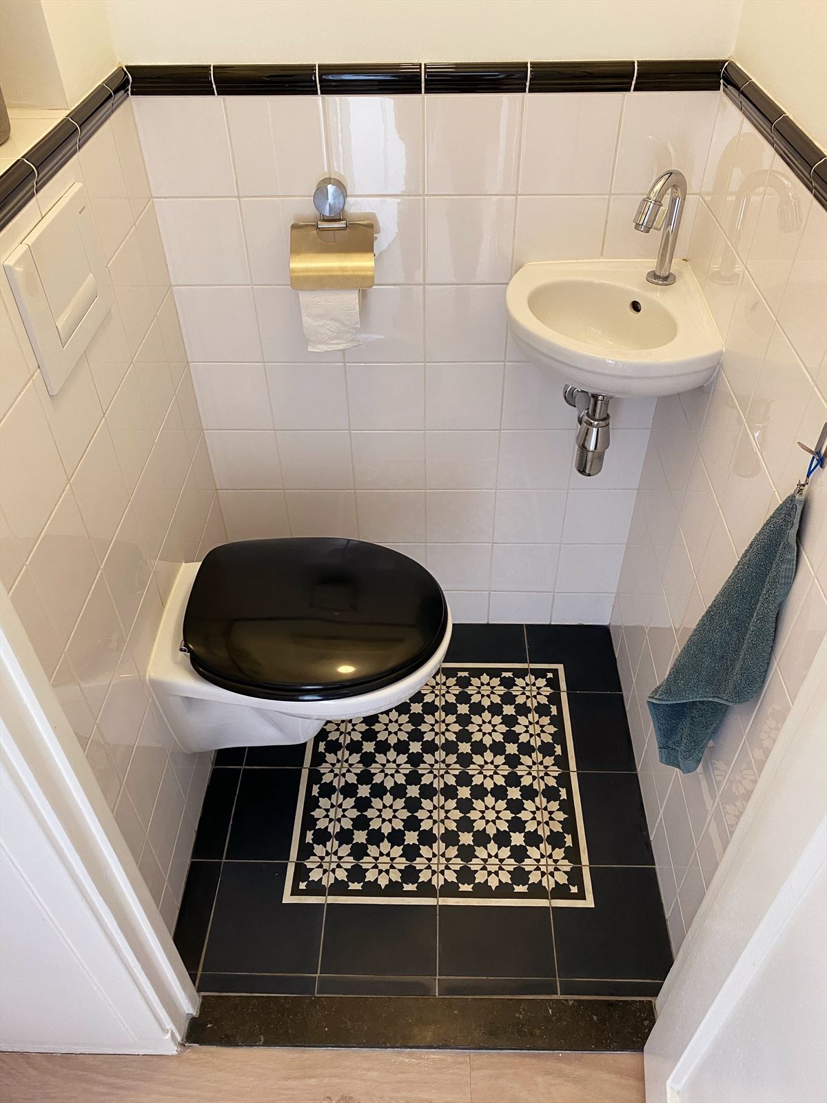 Azule 11 Corner Egal