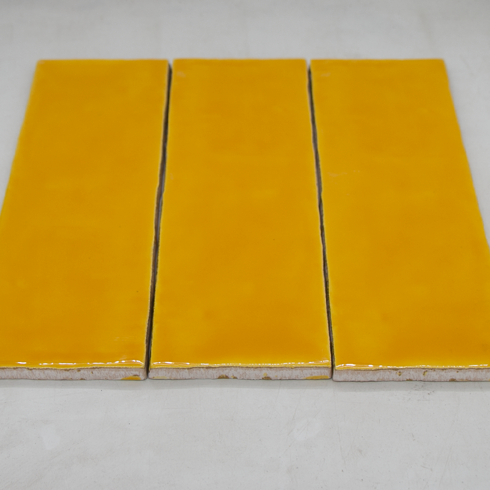 Ibiza Amarillo T-5