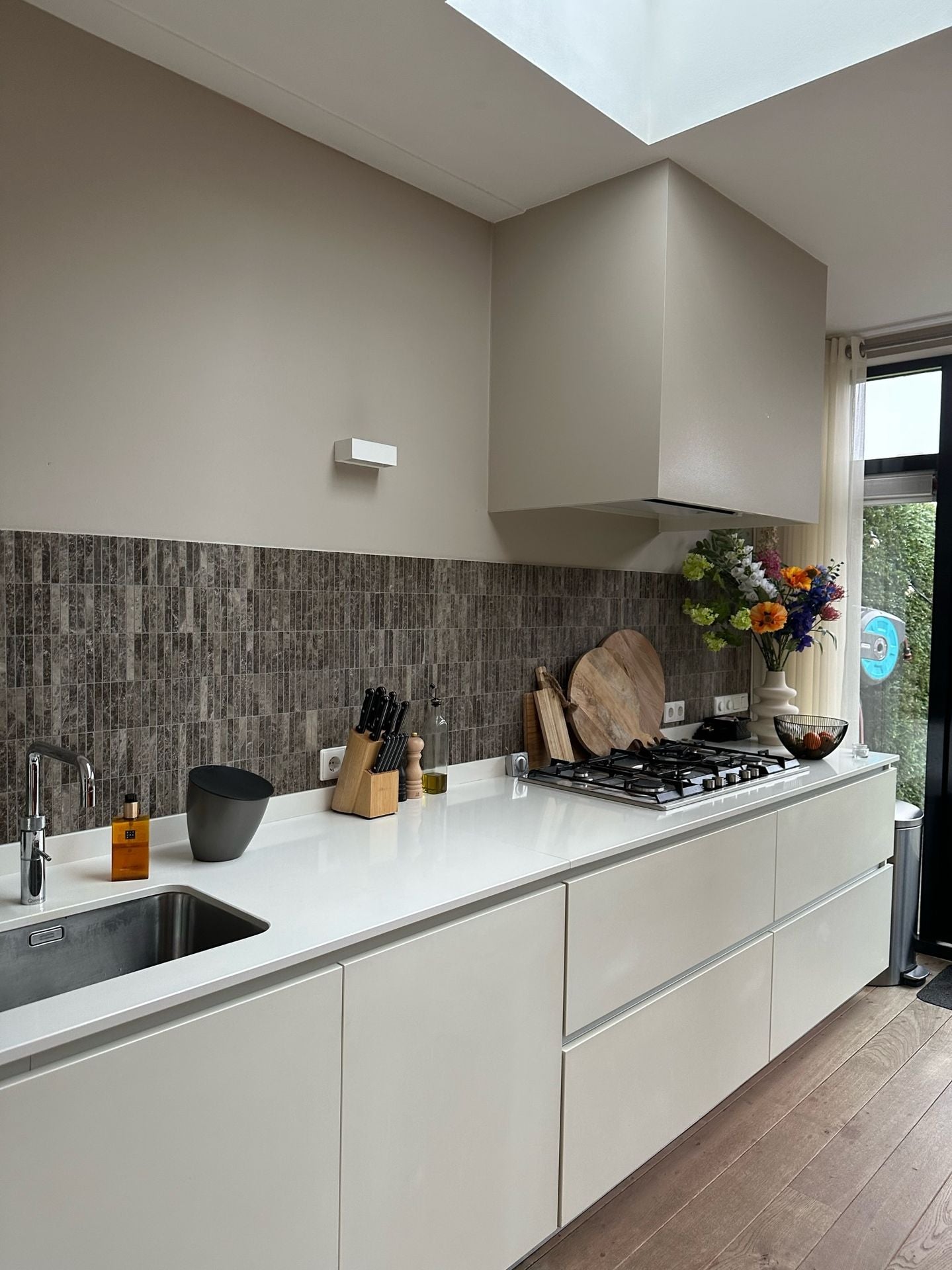 Mosaic KitKat Emperador Dark