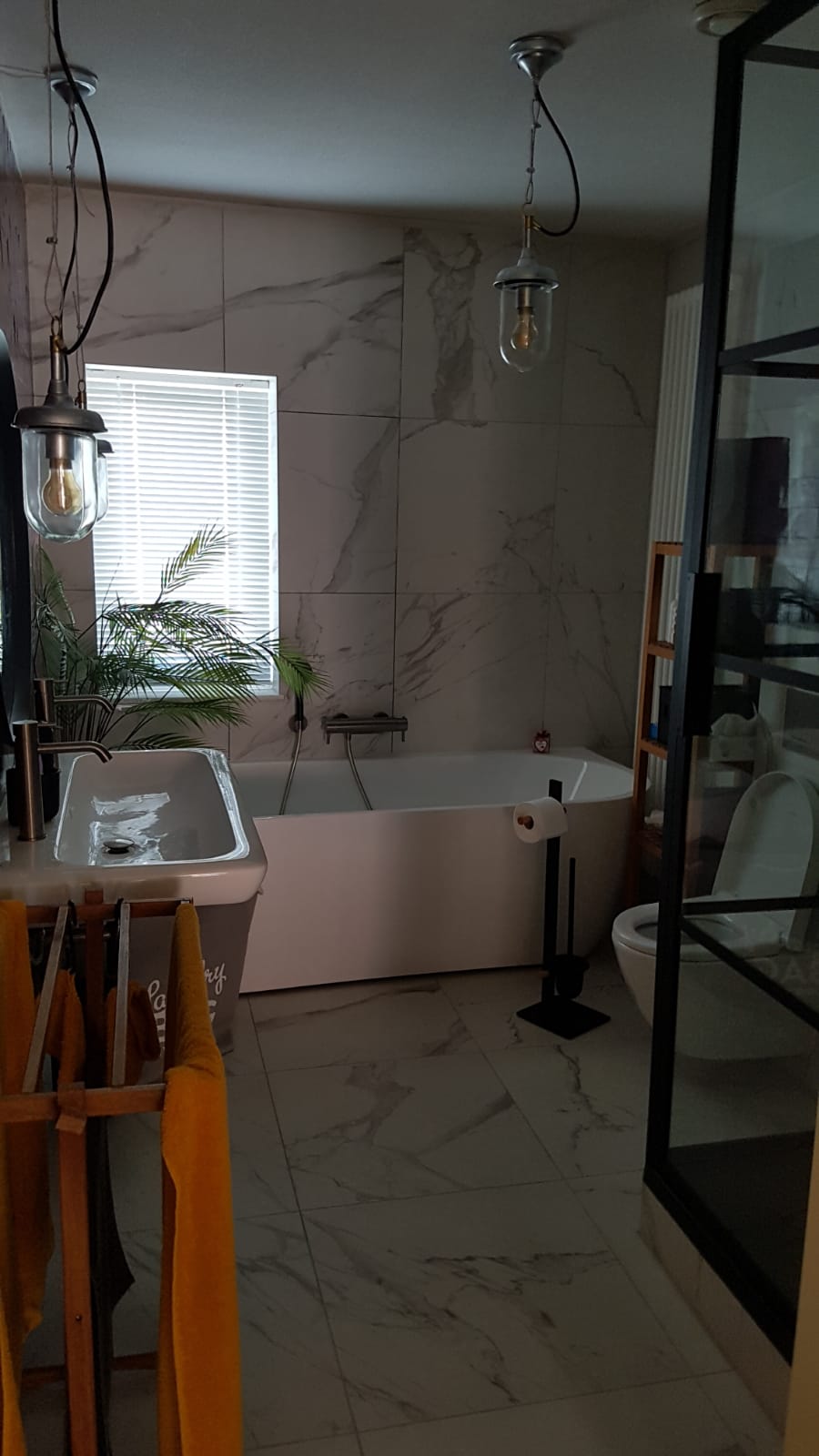 Zellige Aubergine Clair