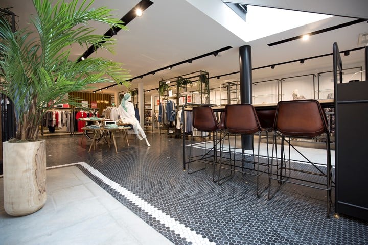 Mosaic Hexagon Plain Toros Black