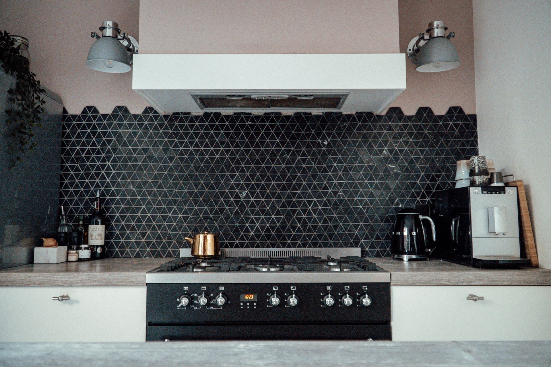 Mosaic Triangle Toros Black