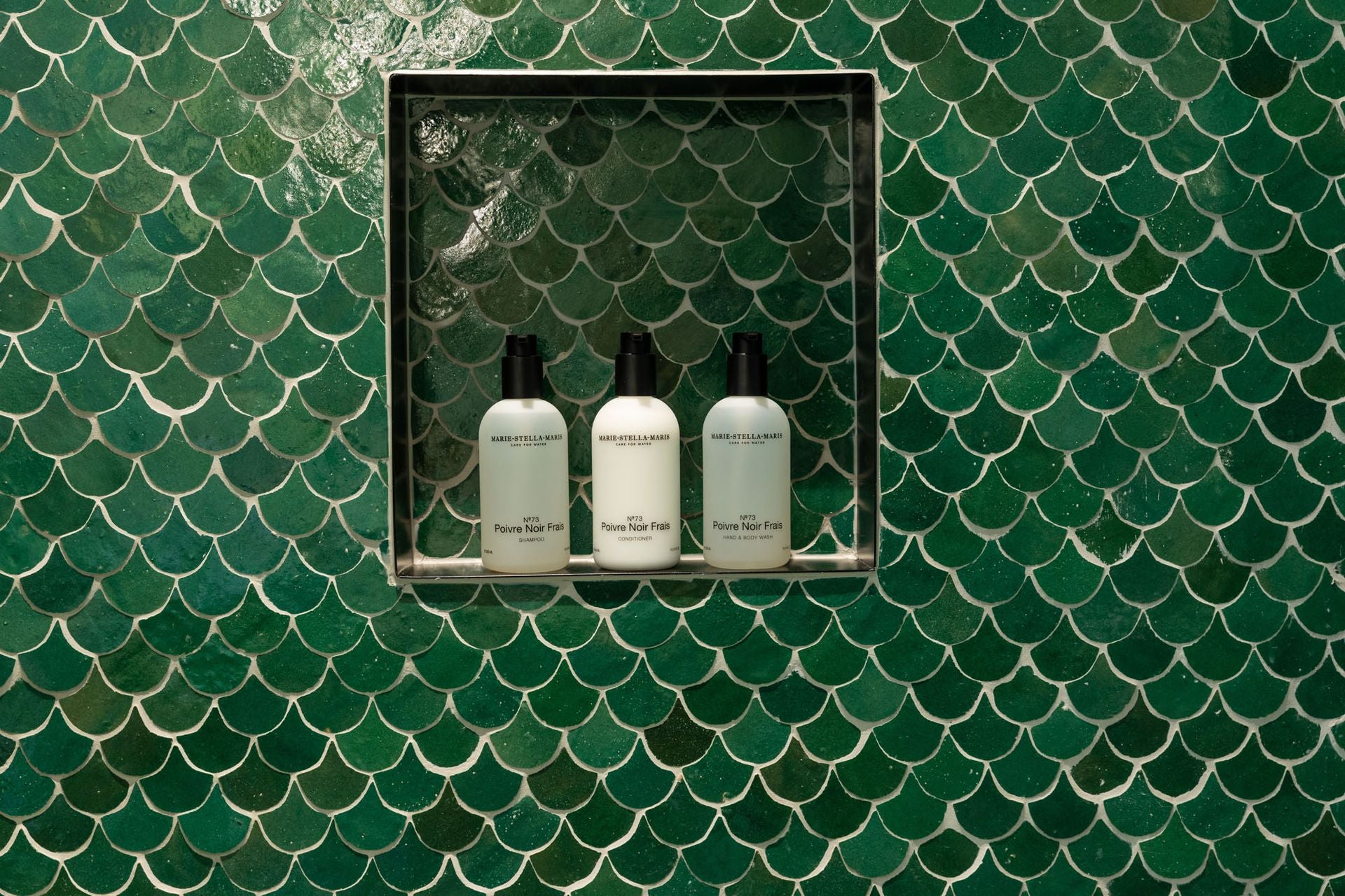 Zellige Vert Foncee Poisson Echelles